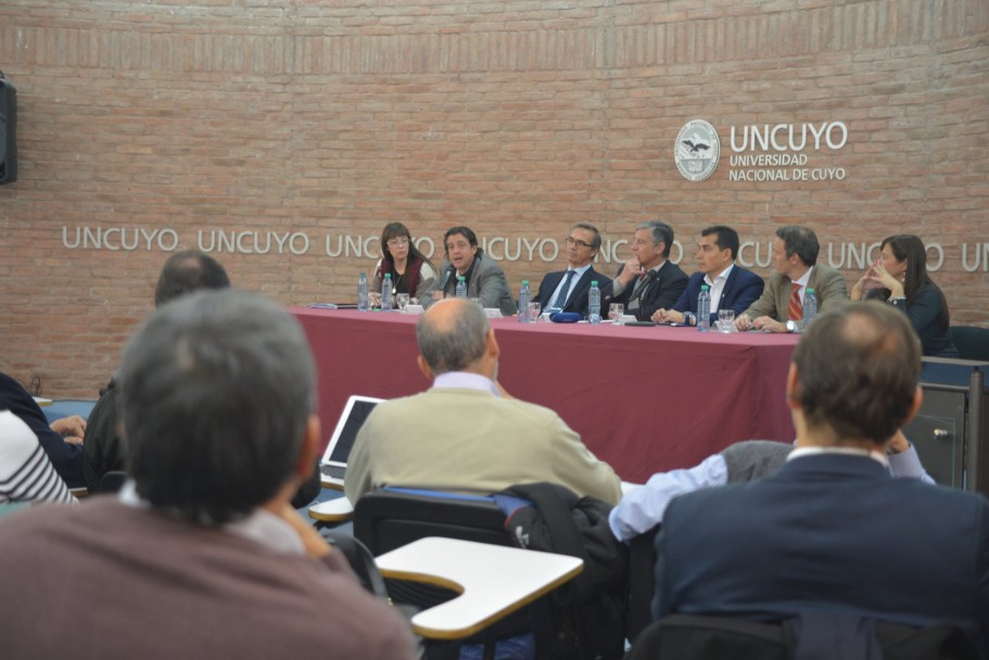 imagen Red de Asesores Jurídicos sesionó en la UNCuyo