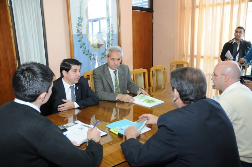 imagen Autoridades de la UNCuyo visitaron Rivadavia