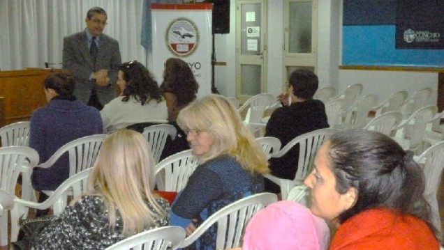 imagen Conferencia del Profesor Omar Alonso Camacho en General Alvear