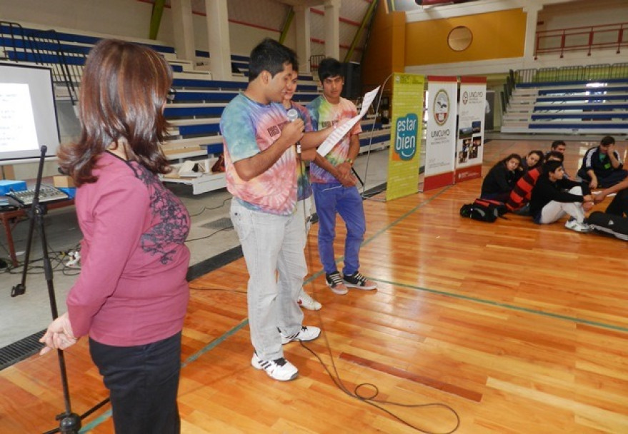 imagen En General Alvear fue todo un éxito el Taller Regional del Programa "De los Barrios a la Universidad"