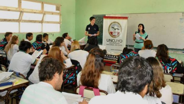 imagen Gestores de la UNCuyo difundieron carreras que dicta el "Centro Universitario del Este de Mendoza "