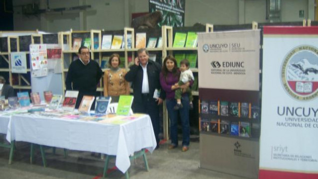 imagen Feria del Libro en Malargüe