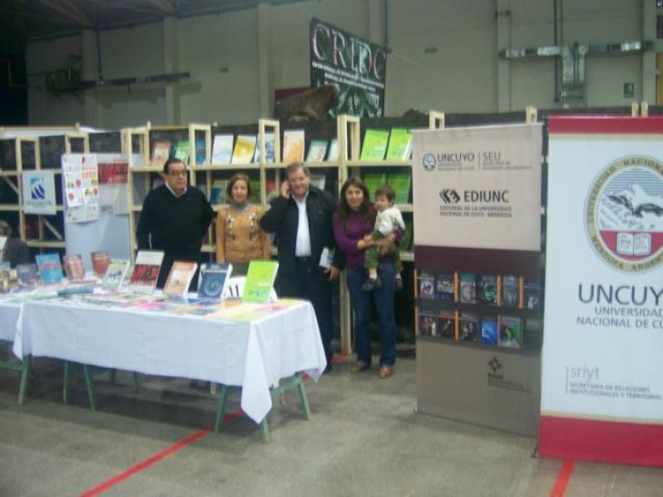imagen Feria del Libro en Malargüe