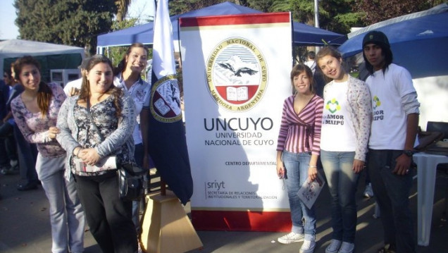 imagen Festejos del día del estudiante en Maipú