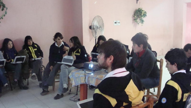 imagen La UNCuyo realizó taller en San Carlos: "Técnicas básicas para el abordaje de las distintas fuentes de información en Internet"