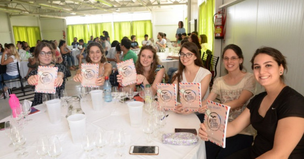 Estudiantes se prepararon para "Ser Internacionales" - Relaciones ...