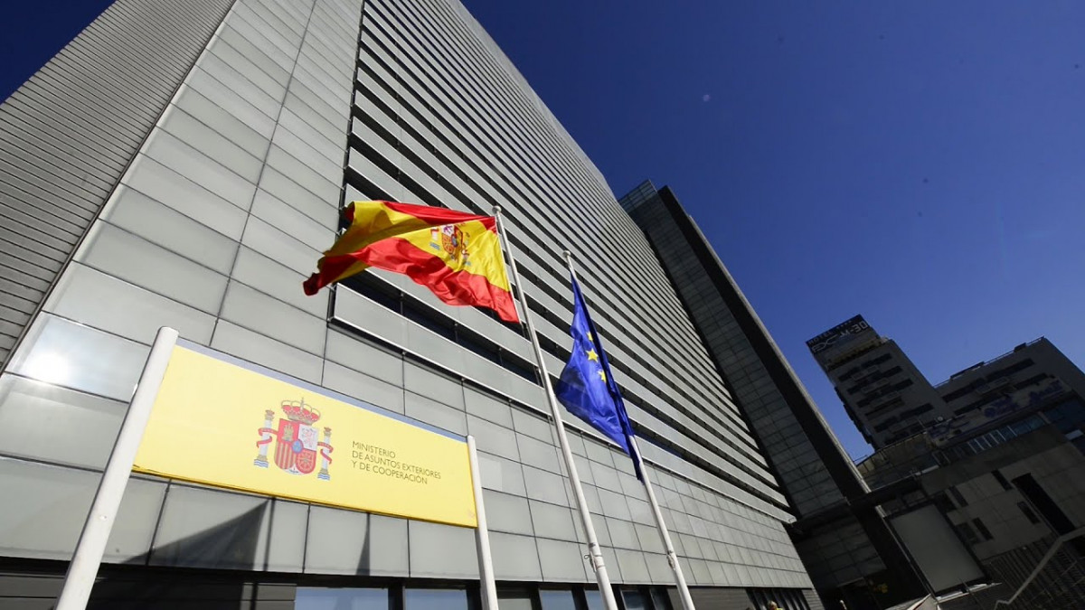 imagen Programa ESCUELA DIPLOMATICA: becas para ciudadanos de América Latina para realizar el Máster Interuniversitario en Diplomacia y Relaciones Internacionales de la Escuela Diplomática de España