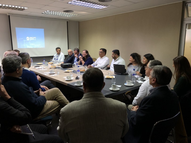 imagen La UNCUYO recibe la visita de la universidad más prestigiosa de Australia