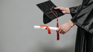 Becas de Movilidad para “Dobles                                      Titulaciones de Postgrado AUIP”                                      entre universidades iberoamericanas                                      2023