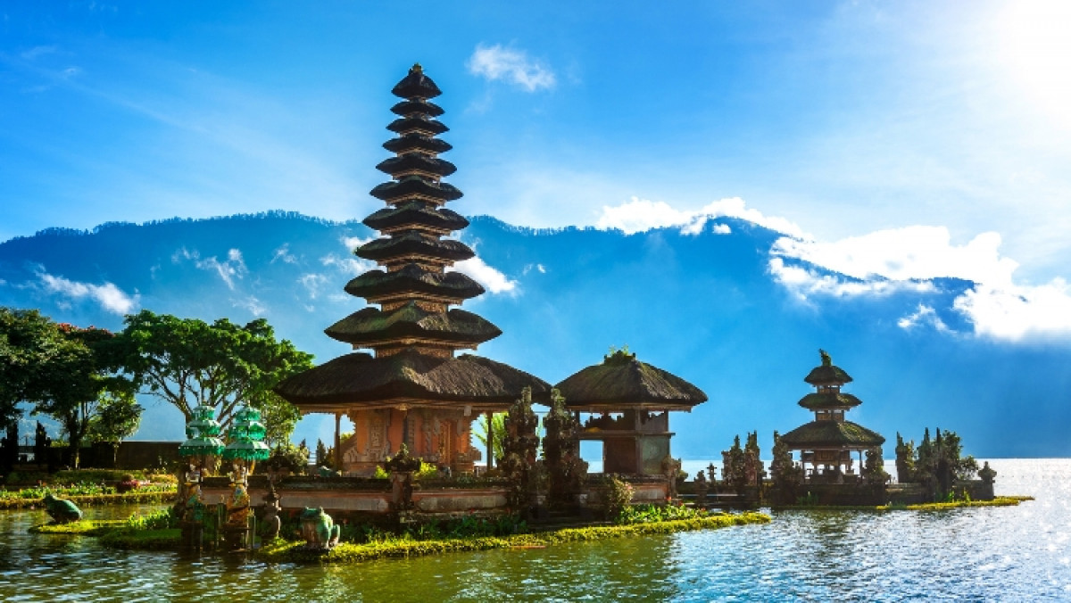 imagen Becas de grado, maestría y doctorado en la Universidad Sebelas Maret en Indonesia