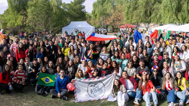 imagen Estudiantes extranjeros compartieron parte de su cultura en el Festival Internacional de la UNCUYO
