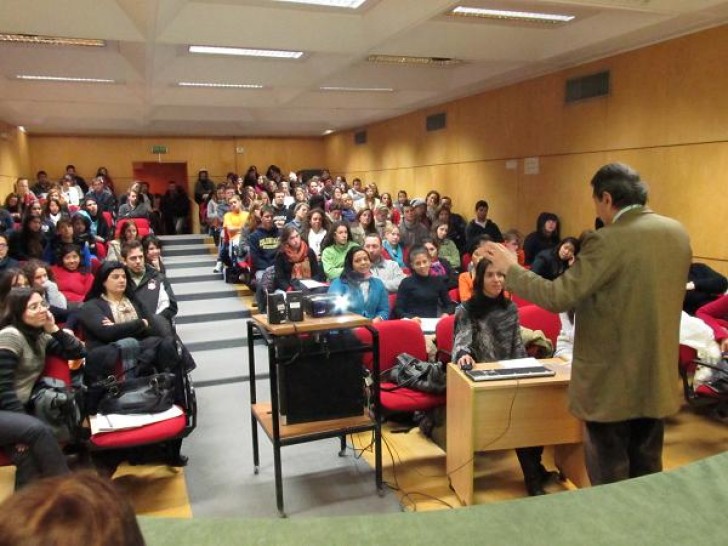 imagen La SRIIRU recibe a los estudiantes extranjeros que llegan a la Universidad Nacional de Cuyo