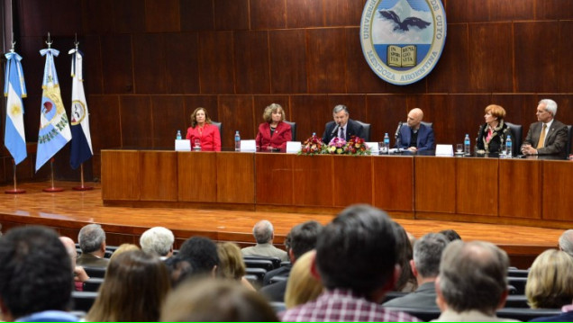 imagen Desarrollan Congreso vitivinícola internacional en la UNCuyo