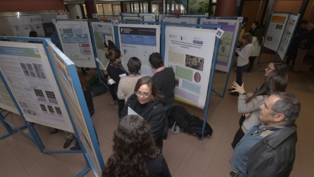 imagen Exposición de pósters científicos de la  "Pre-Jornada de Jóvenes Investigadores"