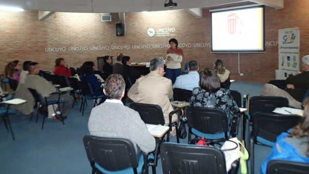 imagen El equipo de Gestión de Residuos participó del XIII Encuentro de Universidades Nacionales