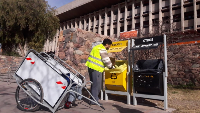 imagen Realizan Manual de Prevención de Riesgos para Recuperadores Urbanos que circularán en la UNCUYO 