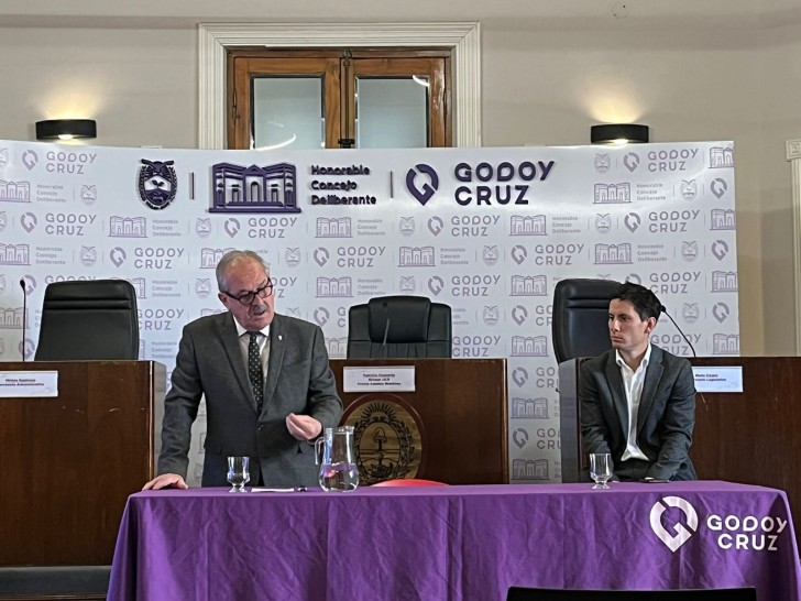 imagen Agentes municipales de Godoy Cruz se capacitan con la UNCUYO