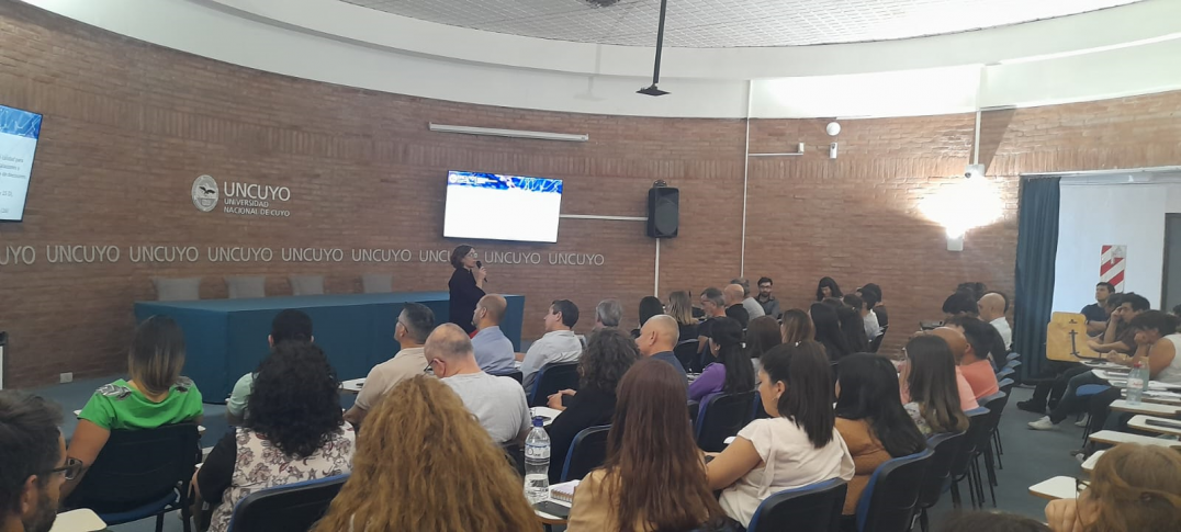 imagen Éxito rotundo en la I Jornada de Transformación Digital de la UNCuyo 