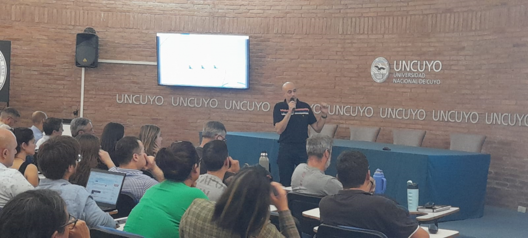 imagen Éxito rotundo en la I Jornada de Transformación Digital de la UNCuyo 