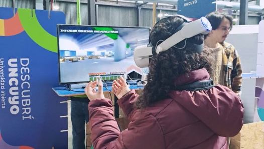 imagen CRISOL presentó su campus en Minecraft durante la Expo Educativa 2025