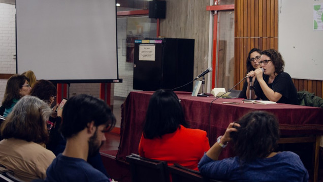 imagen Presentaron libro sobre Economía Feminista en la UNCuyo