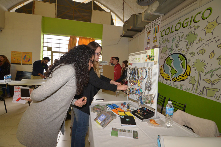 imagen Compartieron experiencias sustentables en una Expo