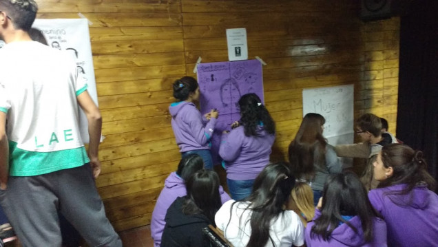 imagen Realizaron una capacitación sobre Trabajo y Género en el Liceo Agrícola