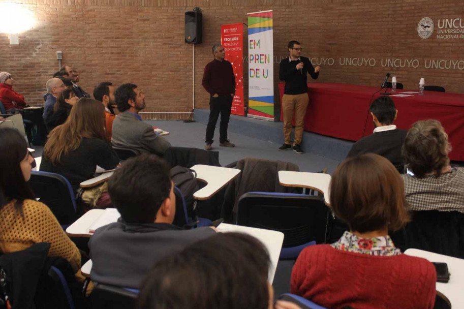 imagen Presentaron alternativas de financiamiento para emprendedores tecnológicos