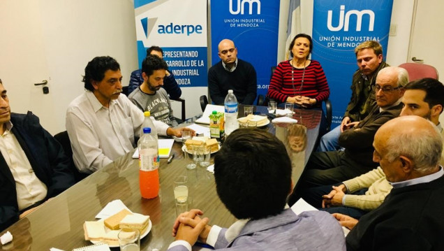 imagen Avanza la conformación de la mesa universitaria dentro del Clúster Energético de Mendoza