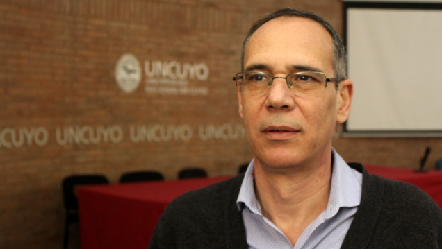 imagen Entrevista: La importancia de la vigilancia tecnológica en las Instituciones