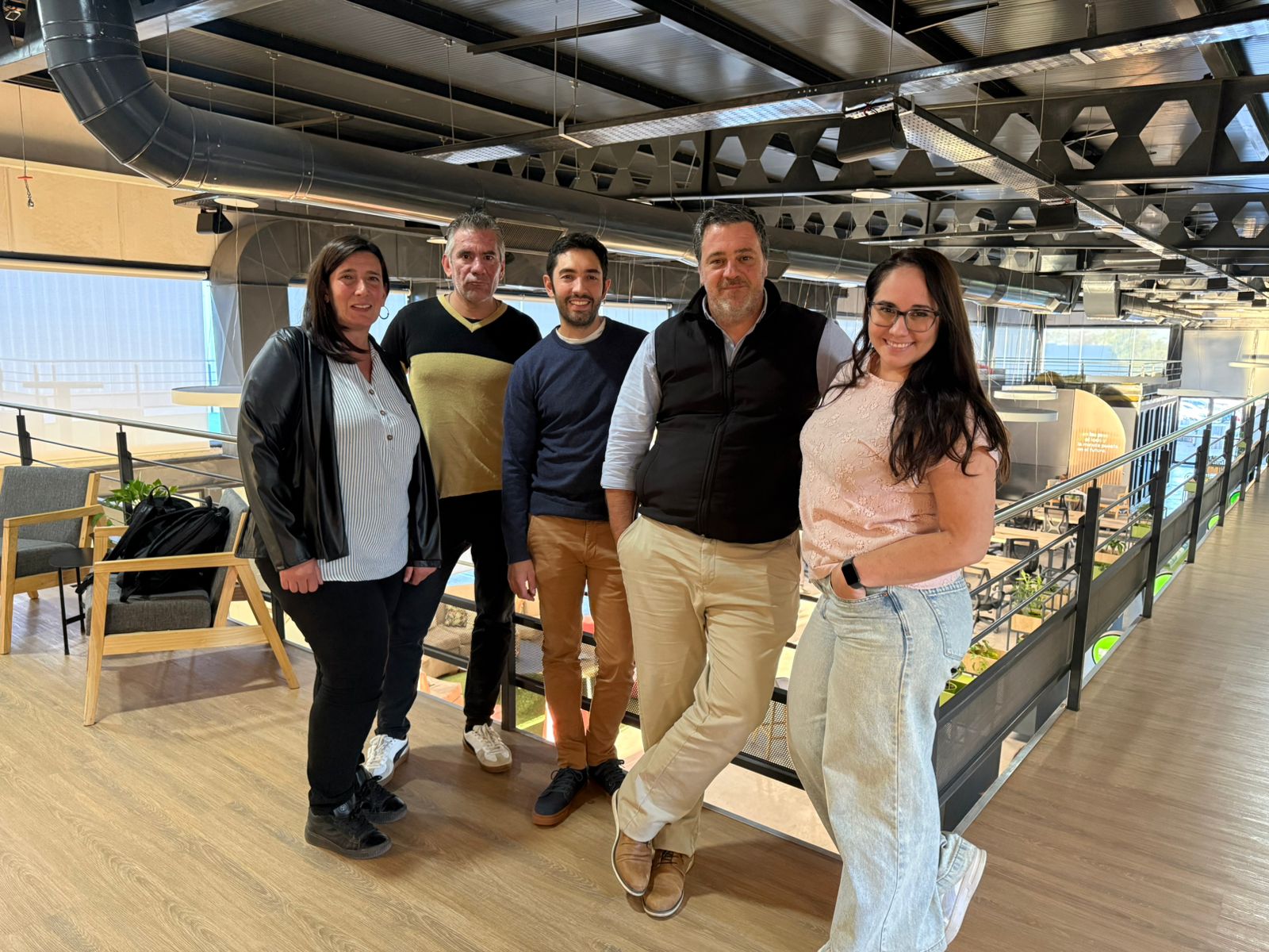 (Parte del equipo que estará a cargo del Streaming de la Sitevinitech)